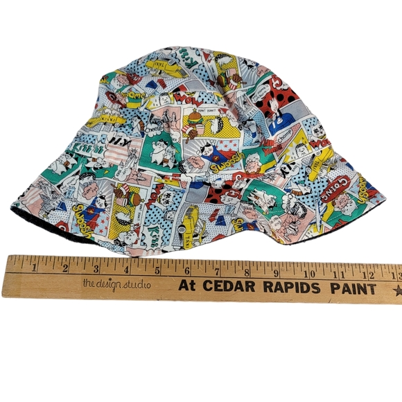 Lucky Wang NYC Cartoon Strip Reversable Chambray Bucket Hat Youth Size 2 - Picture 11 of 11
